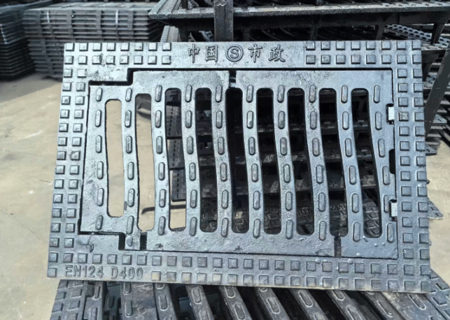 东河镇球墨铸铁市政雨水篦子展示